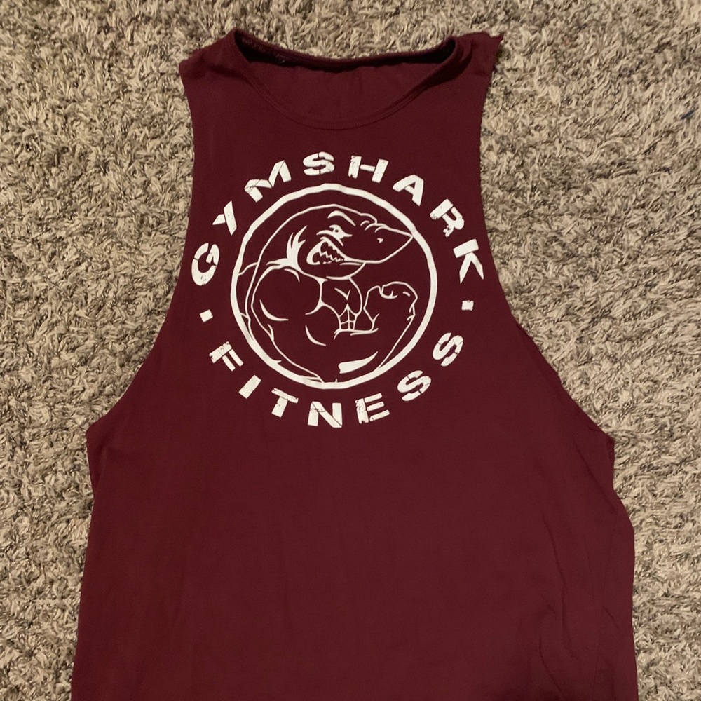 Gymshark maroon cut off tank top. Size M